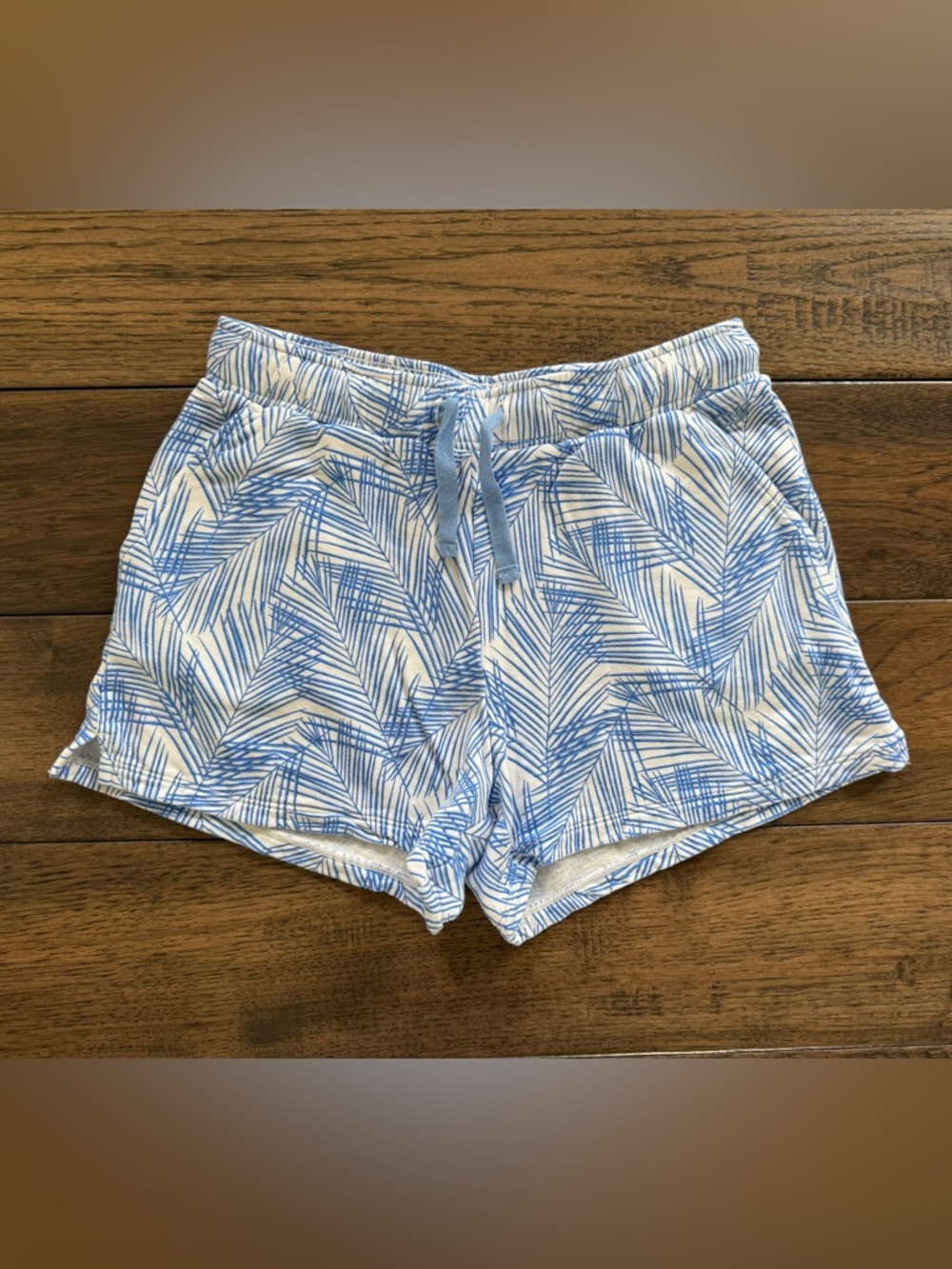 Vineyard Vines Girls Blue Palm-Print Drawstring Shorts